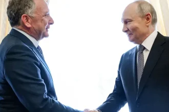 Trumpov vyslanec poďakoval Putinovi za ruskú naftu ako príklad spolupráce USA a Ruska