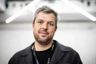 Umilá inteligencia nás môže ohroziť, tvrdí odborník: Je ako drak, svet sa musí spojiť
