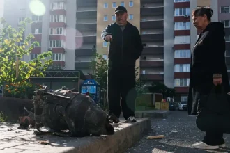 Útok dronov na Kyjev si vyžiadal jednu obeť a dvoch zranených