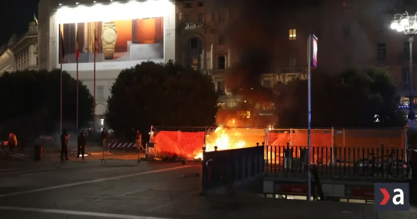 V Miláne protestujúci útočili na políciu, stanica metra Duomo je zatvorená