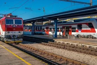 Výluka na trati Poltár – Utekáč: vlaky nahradia autobusy až do konca novembra
