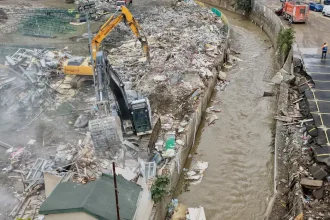 Záplavy v Istanbule majú už päť obetí, ďalší ľudia sú nezvestní