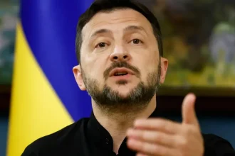 Zelenskyj varuje pred masívnym ruským útokom, Ukrajina sa pripravuje na ďalšiu vlnu úderov
