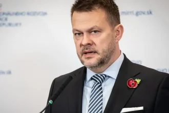 Zmluva za 90 miliónov bez súťaže pre Slovensko.sk